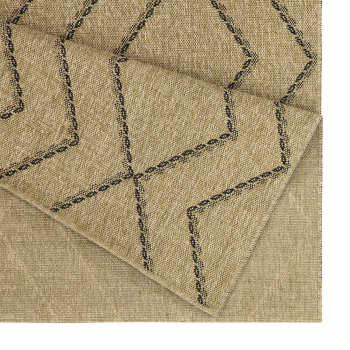 Earth - 5'3" X 7'3" Indoor, Outdoor Area Rug - Black, Natural
