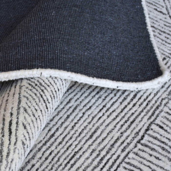 Paonia - Geometric Rug