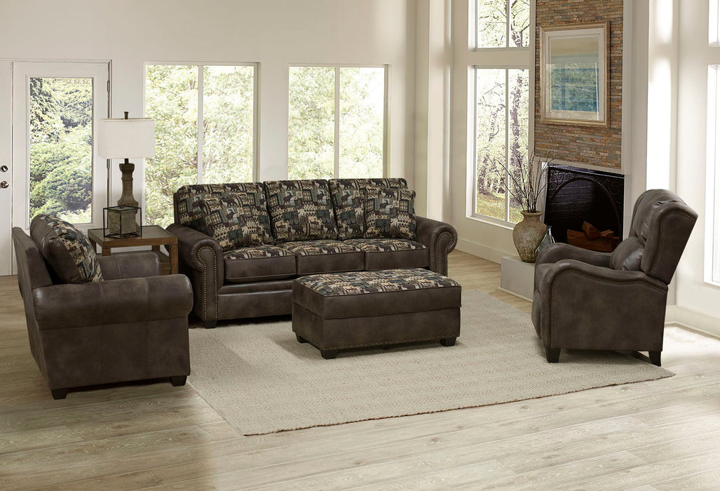 Jaden - Sofa With Nails