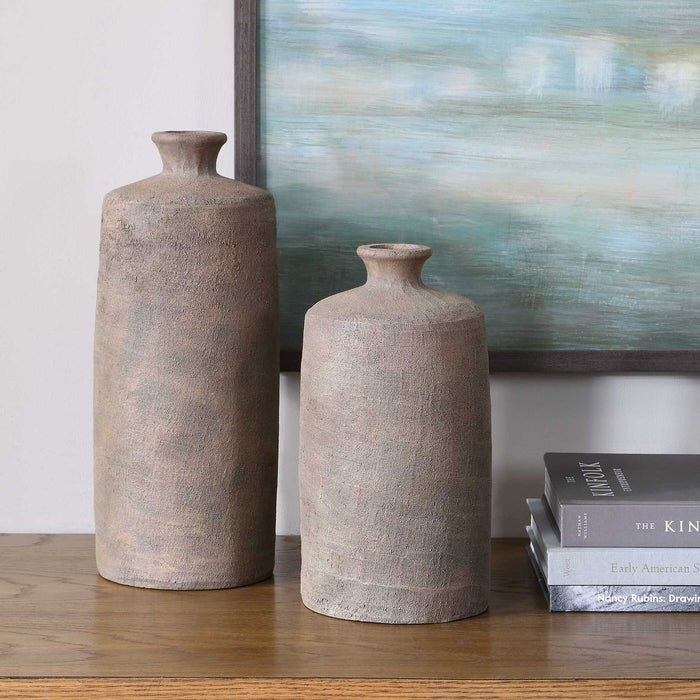 Terrene - Clay Vases (Set of 2) - Brown