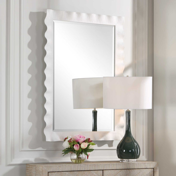 Haya - Scalloped Mirror