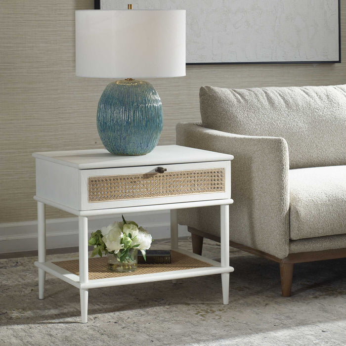 Coast - Rattan Side Table - White / Woodtone