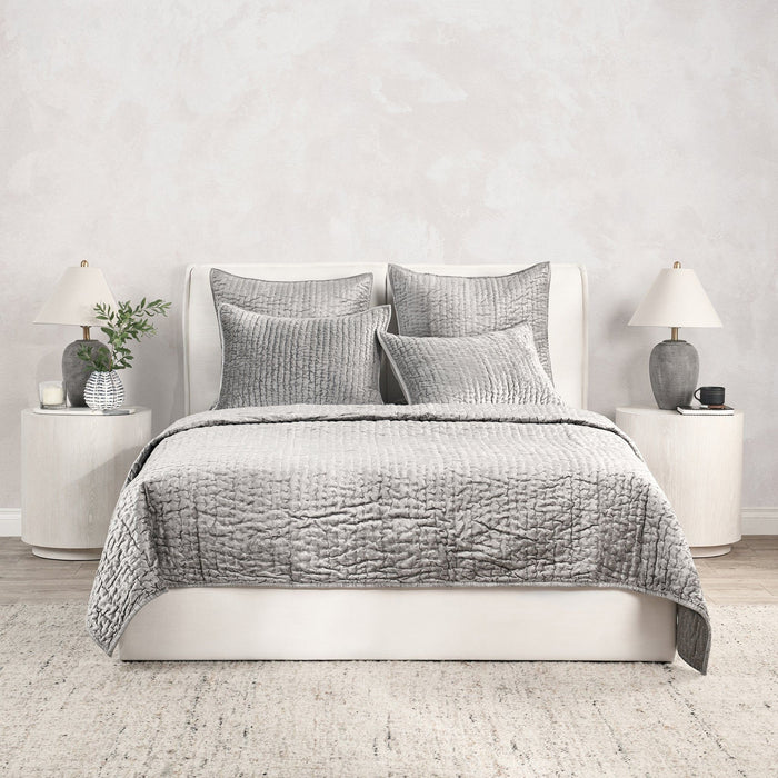 Bari - Velvet Sham