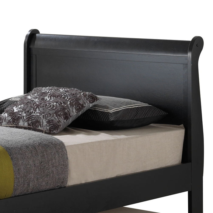 Elegant Trundle Bed With Timeless Charm