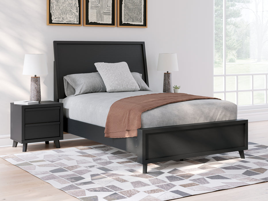 Ashley Express - Danziar Full Panel Bed