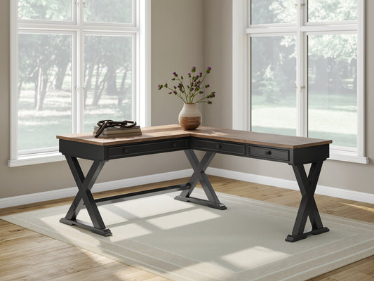 Ashley Express - Wildenauer Home Office Desk