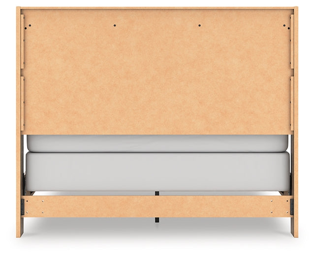 Elbrim Queen Panel Bed