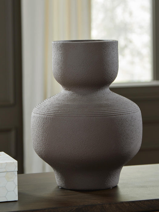 Ashley Express - Dalsen Vase