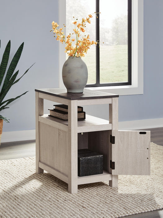 Ashley Express - Fendenmore Chair Side End Table