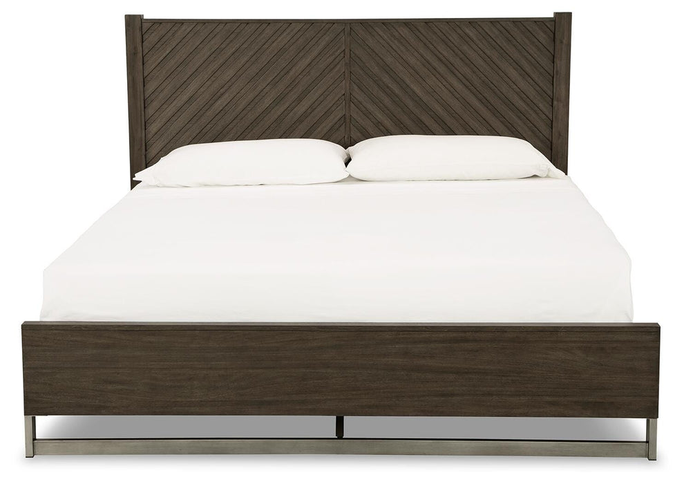 Arkenton King Panel Bed with Mirrored Dresser