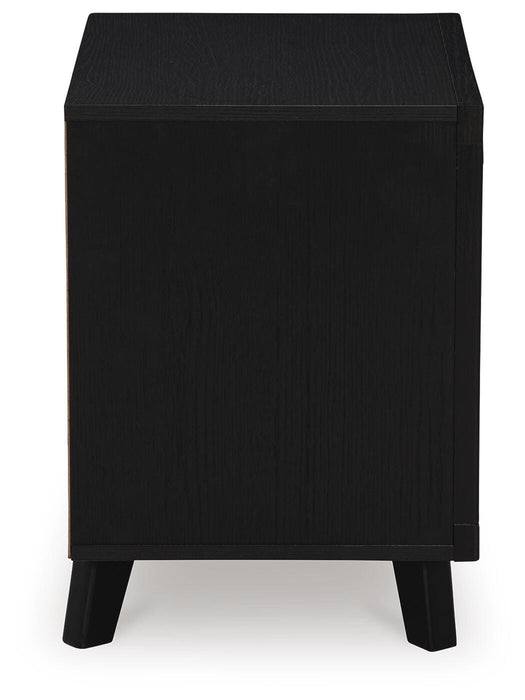 Danziar King Panel Bed, Dresser, Mirror, Chest and Nightstand