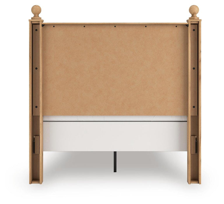 Aleaport Full Panel Bed with Mirrored Dresser and Nightstand