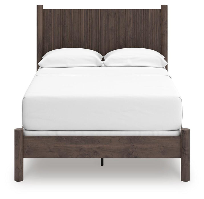 Pamytta Full Panel Bed, Dresser, Mirror and Nightstand