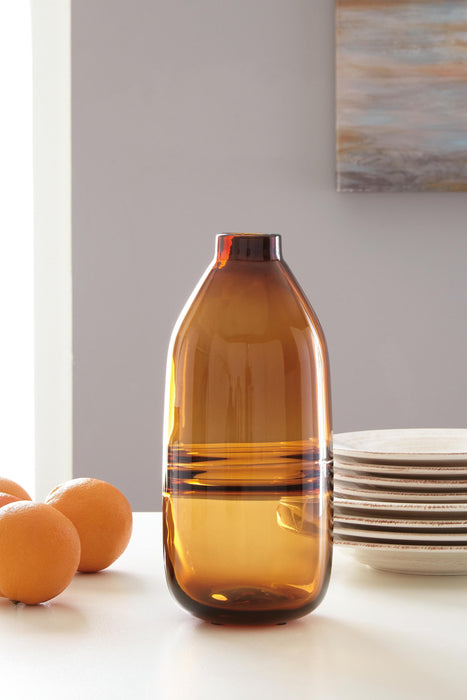 Ashley Express - Lemmitt Vase