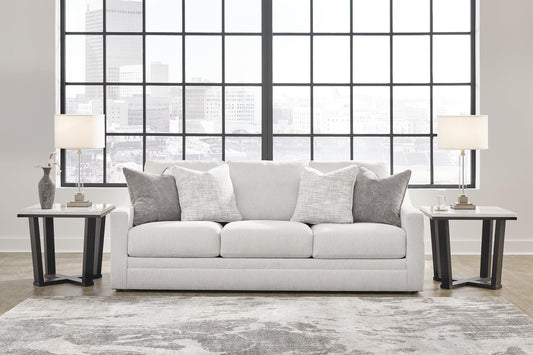 Maitelynn Sofa