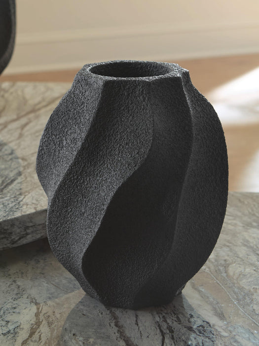 Ashley Express - Judworth Vase