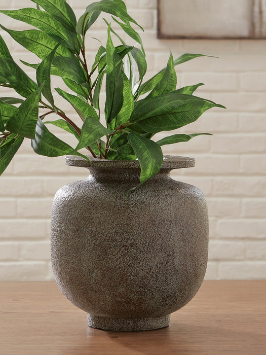 Ashley Express - Jedwick Vase