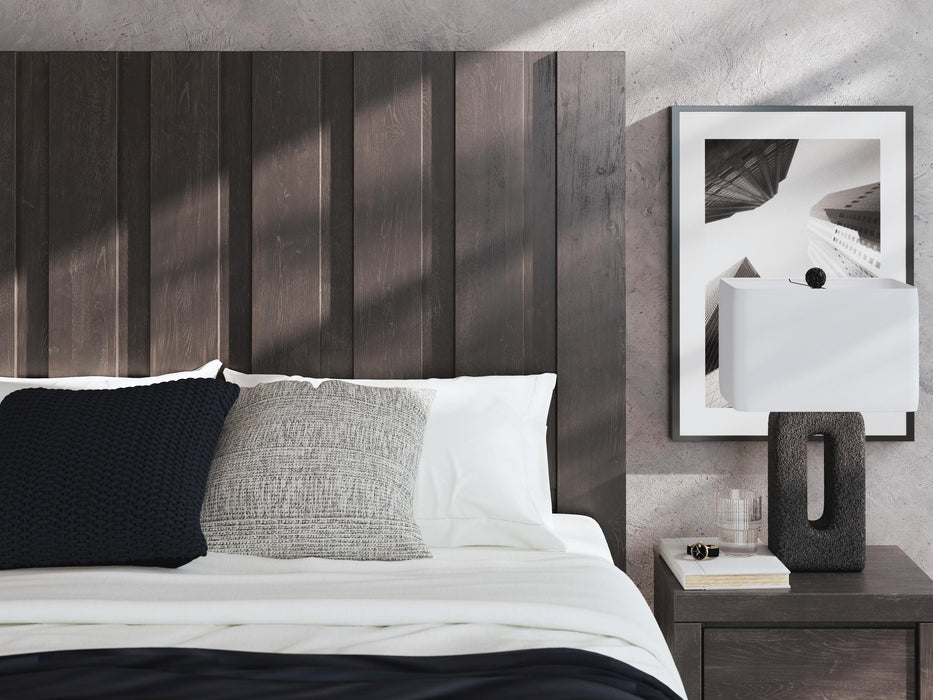 Parlayon King Panel Bed, Dresser, Mirror and Nightstand