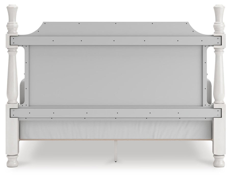 Chadworth California King Poster Bed, Dresser and Mirror